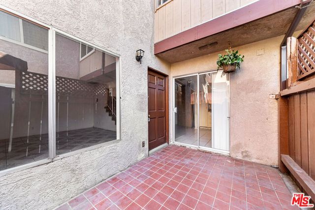 7320 Lennox Avenue L3, Van Nuys, CA 91405