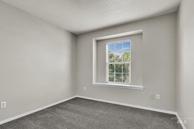 11645 W Rainier Ave, Nampa, ID 83651