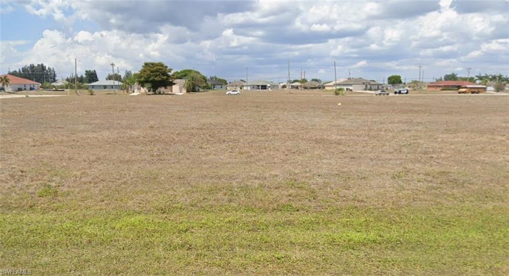 605 15th TER, CAPE CORAL, FL 33909 — exterior