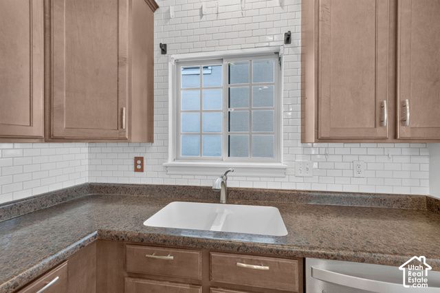 10719 S OZARKS DR, South Jordan, UT 84009