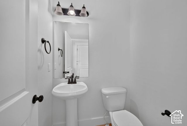 10719 S OZARKS DR, South Jordan, UT 84009