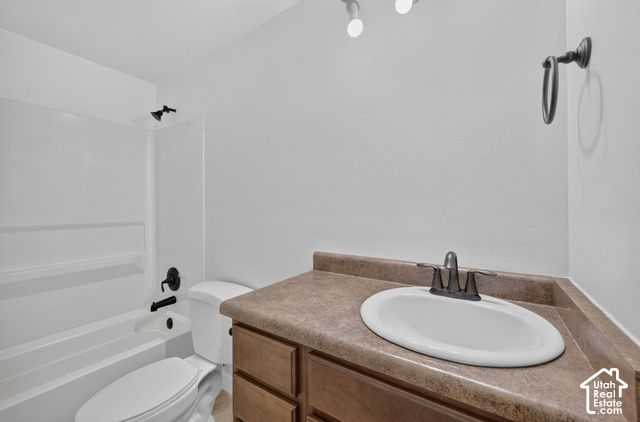 10719 S OZARKS DR, South Jordan, UT 84009