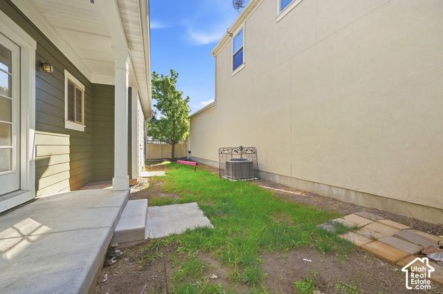 10719 S OZARKS DR, South Jordan, UT 84009