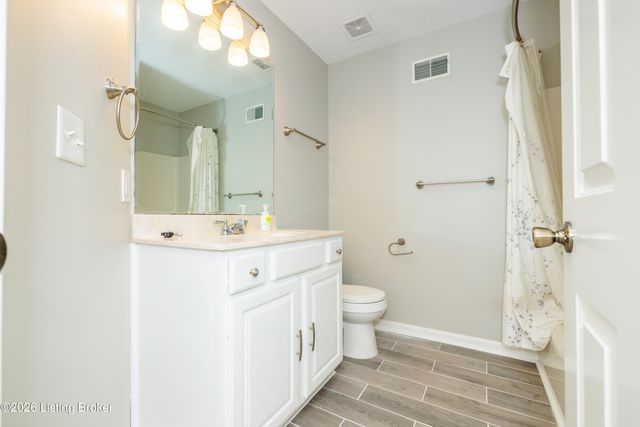 3411 Sample Way, Louisville, KY 40245