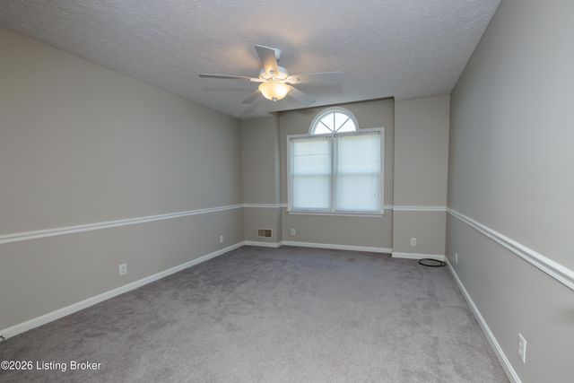 3411 Sample Way, Louisville, KY 40245