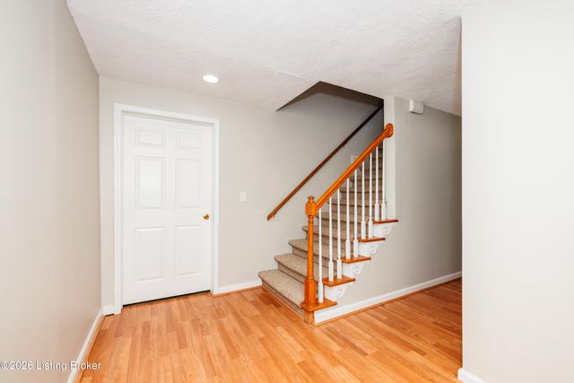 3411 Sample Way, Louisville, KY 40245