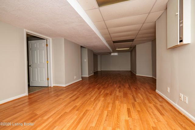 3411 Sample Way, Louisville, KY 40245