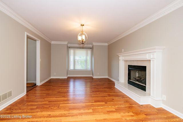 3411 Sample Way, Louisville, KY 40245