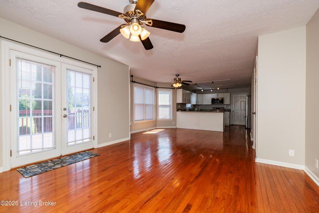 3411 Sample Way, Louisville, KY 40245