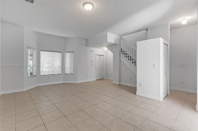 2312 SE 21st St 2312, Homestead, FL 33035