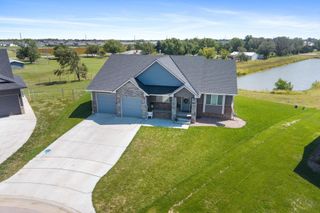 145 E Poplar Cir, Goddard, KS 67052