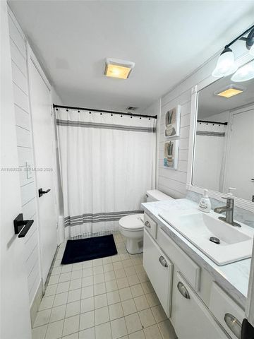 9635 SW 74th St, Miami, FL 33173