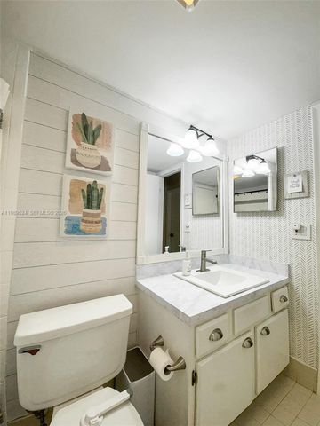 9635 SW 74th St, Miami, FL 33173