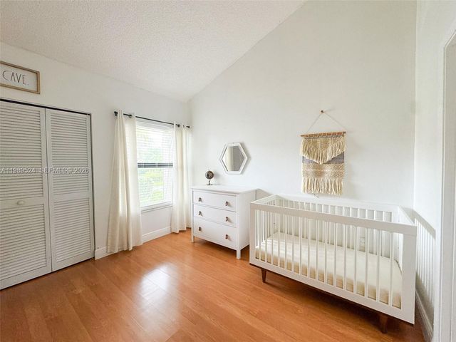 9635 SW 74th St, Miami, FL 33173