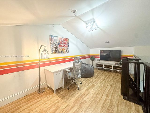 9635 SW 74th St, Miami, FL 33173