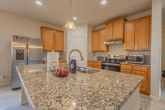 756 morgans, New Braunfels, TX 78130