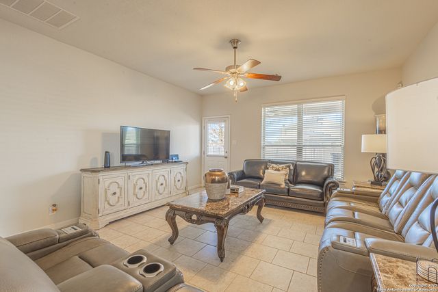 756 morgans, New Braunfels, TX 78130