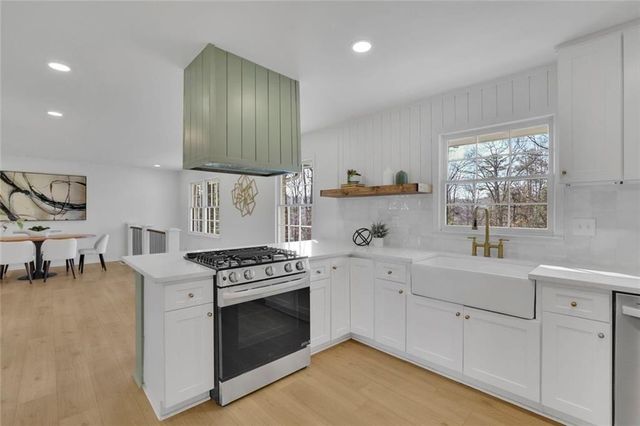 4845 Millen SE Drive, Mableton, GA 30126