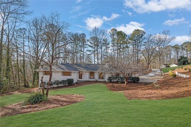 4845 Millen SE Drive, Mableton, GA 30126