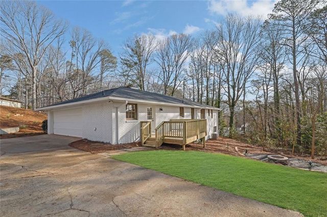 4845 Millen SE Drive, Mableton, GA 30126