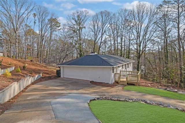 4845 Millen SE Drive, Mableton, GA 30126