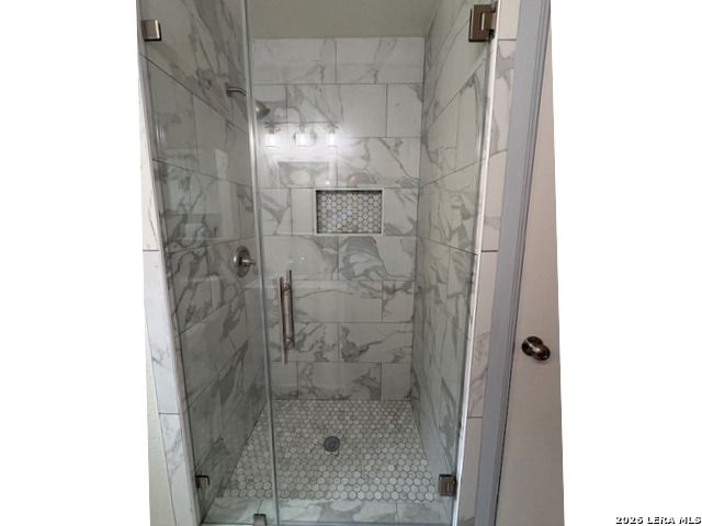 1832 Clower, San Antonio, TX 78201