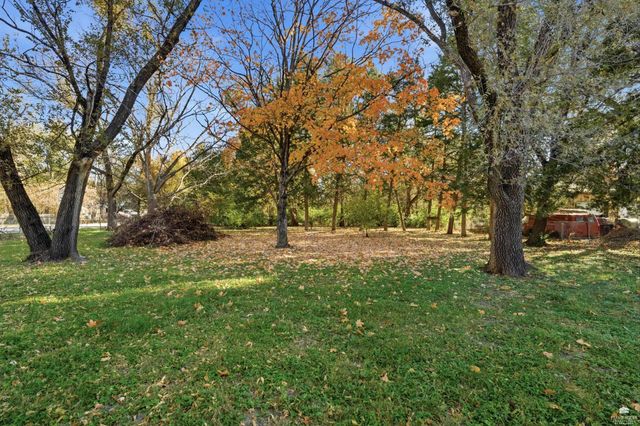 3527 Dempsey Road, Manhattan, KS 66502