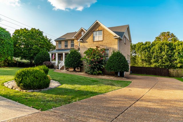 101 Settlers Way, Hendersonville, TN 37075