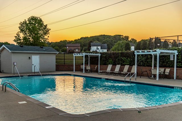 101 Settlers Way, Hendersonville, TN 37075