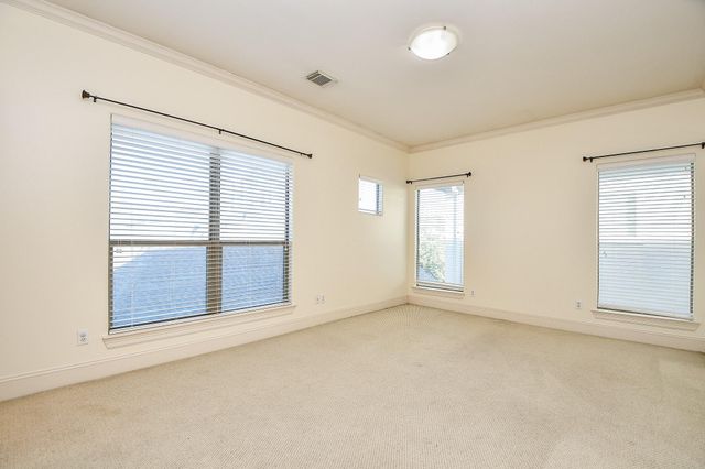 6818 Staffordshire Boulevard, Houston, TX 77030