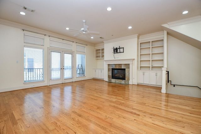 6818 Staffordshire Boulevard, Houston, TX 77030