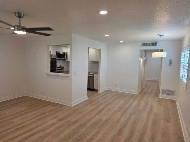 207 Tuscany D 207, Delray Beach, FL 33446