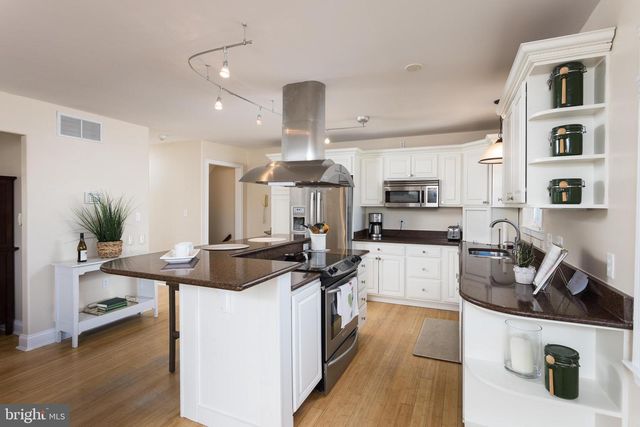 11104 BIRD RIVER GROVE RD, White Marsh, MD 21162