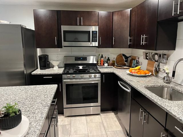 1279 Pond Street 1, Franklin, MA 02038