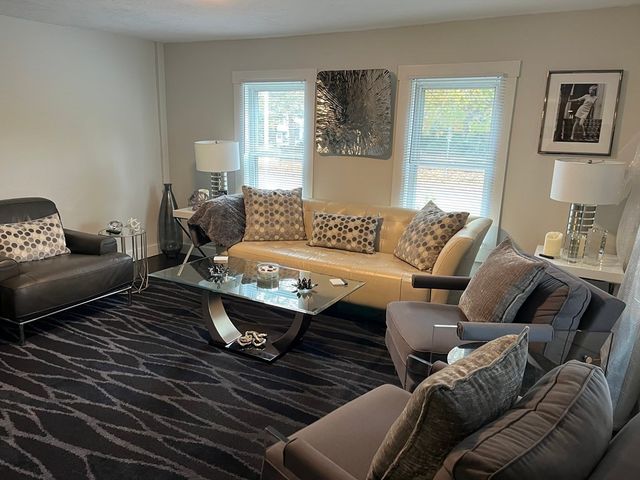 1279 Pond Street 1, Franklin, MA 02038