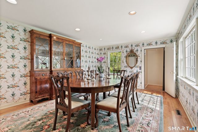 1 Old Church Road 6, Greenwich, CT 06830