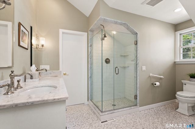 1 Old Church Road 6, Greenwich, CT 06830