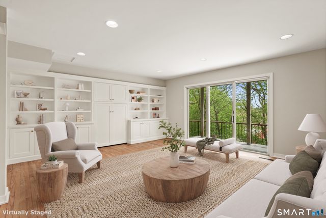 1 Old Church Road 6, Greenwich, CT 06830