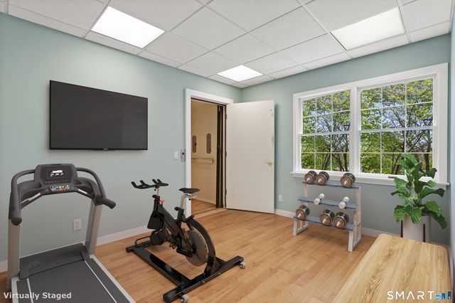1 Old Church Road 6, Greenwich, CT 06830
