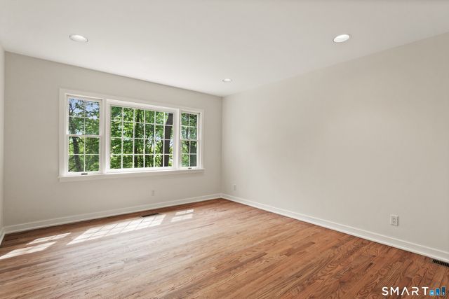 1 Old Church Road 6, Greenwich, CT 06830