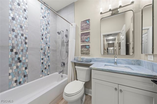 15520 Greenock LN, Fort Myers, FL 33912