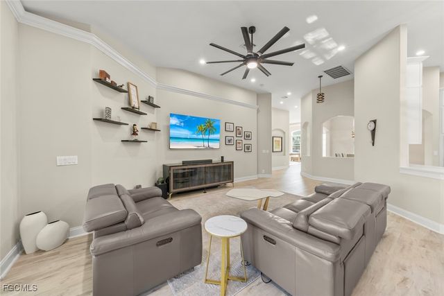 15520 Greenock LN, Fort Myers, FL 33912