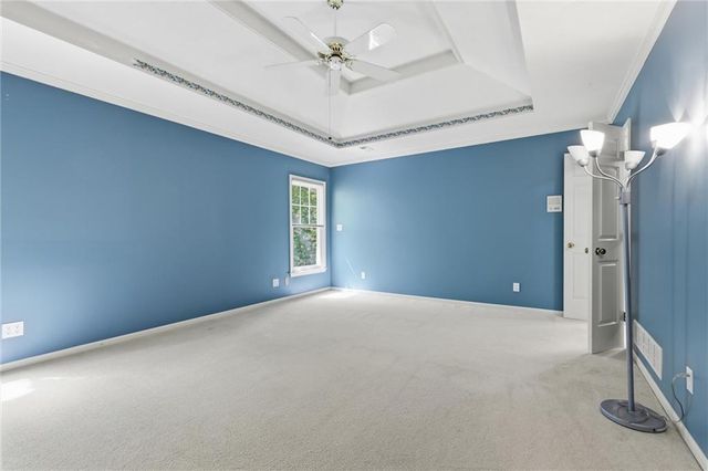 1008 S 17th Terrace, Leavenworth, KS 66048