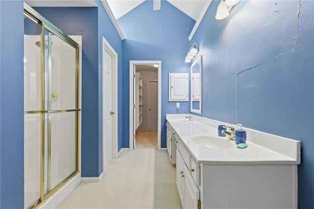 1008 S 17th Terrace, Leavenworth, KS 66048