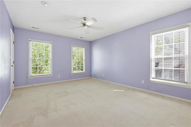 1008 S 17th Terrace, Leavenworth, KS 66048