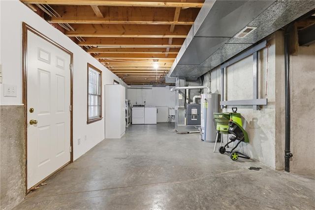1008 S 17th Terrace, Leavenworth, KS 66048