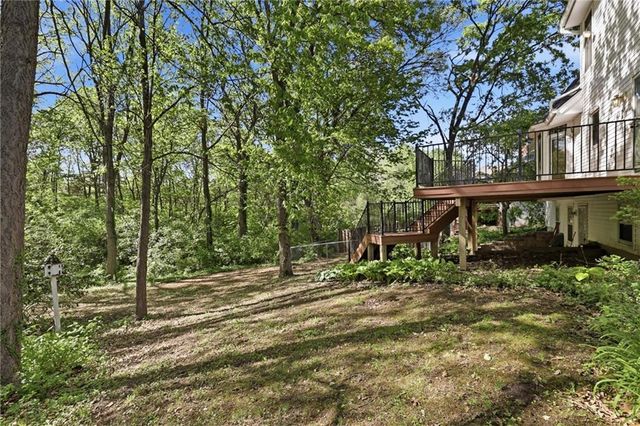 1008 S 17th Terrace, Leavenworth, KS 66048