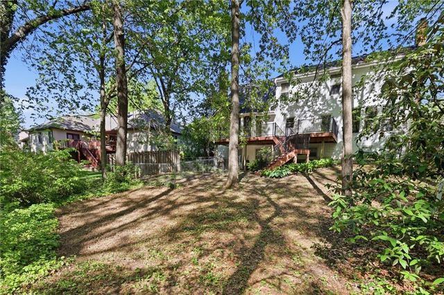 1008 S 17th Terrace, Leavenworth, KS 66048