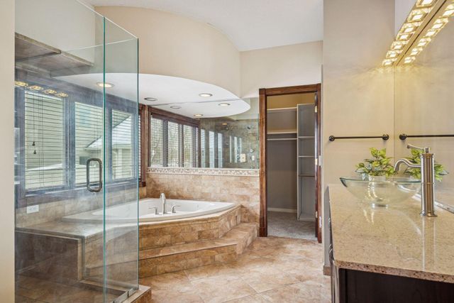 7932 Orchid Lane N, Maple Grove, MN 55311