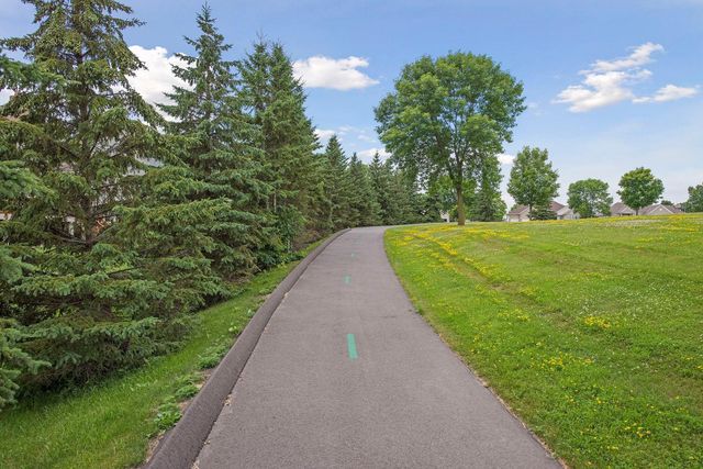 7932 Orchid Lane N, Maple Grove, MN 55311